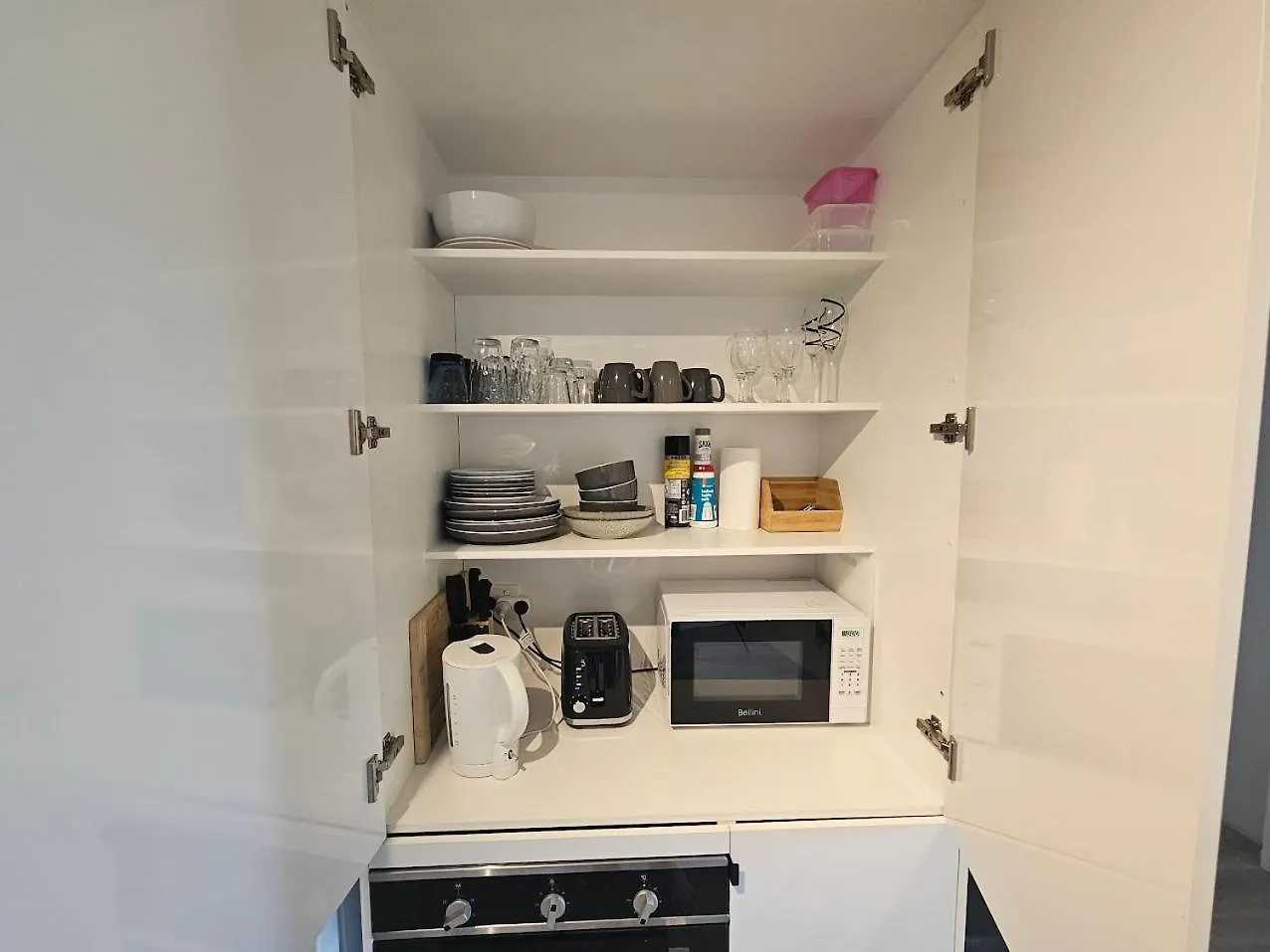 Апартаменты Budget-Savvy Travellers, Residential Style Two-Bedroom Apartment, Self Check-In Кэрнс